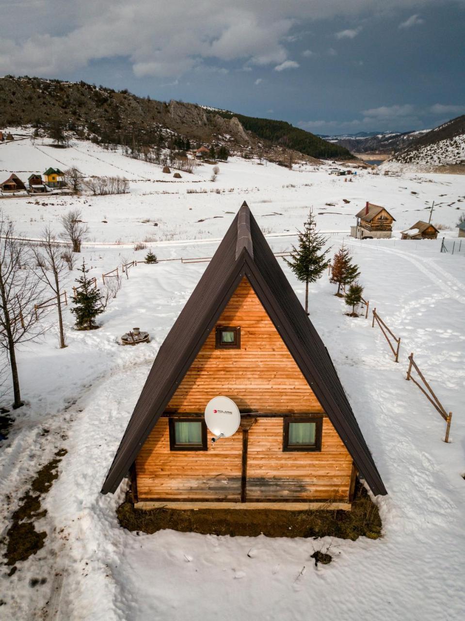 فيلا Nova Varošفي Vikendica Pustolov - Uvac, Zlatar المظهر الخارجي الصورة